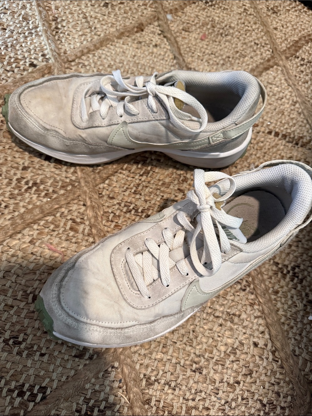 Nike Women’s Light Gray and Pale Green Low-Top Sneakers